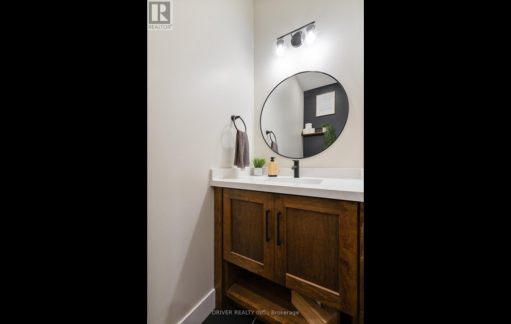 jenny mcmullin - driver realty brokerage sales representative