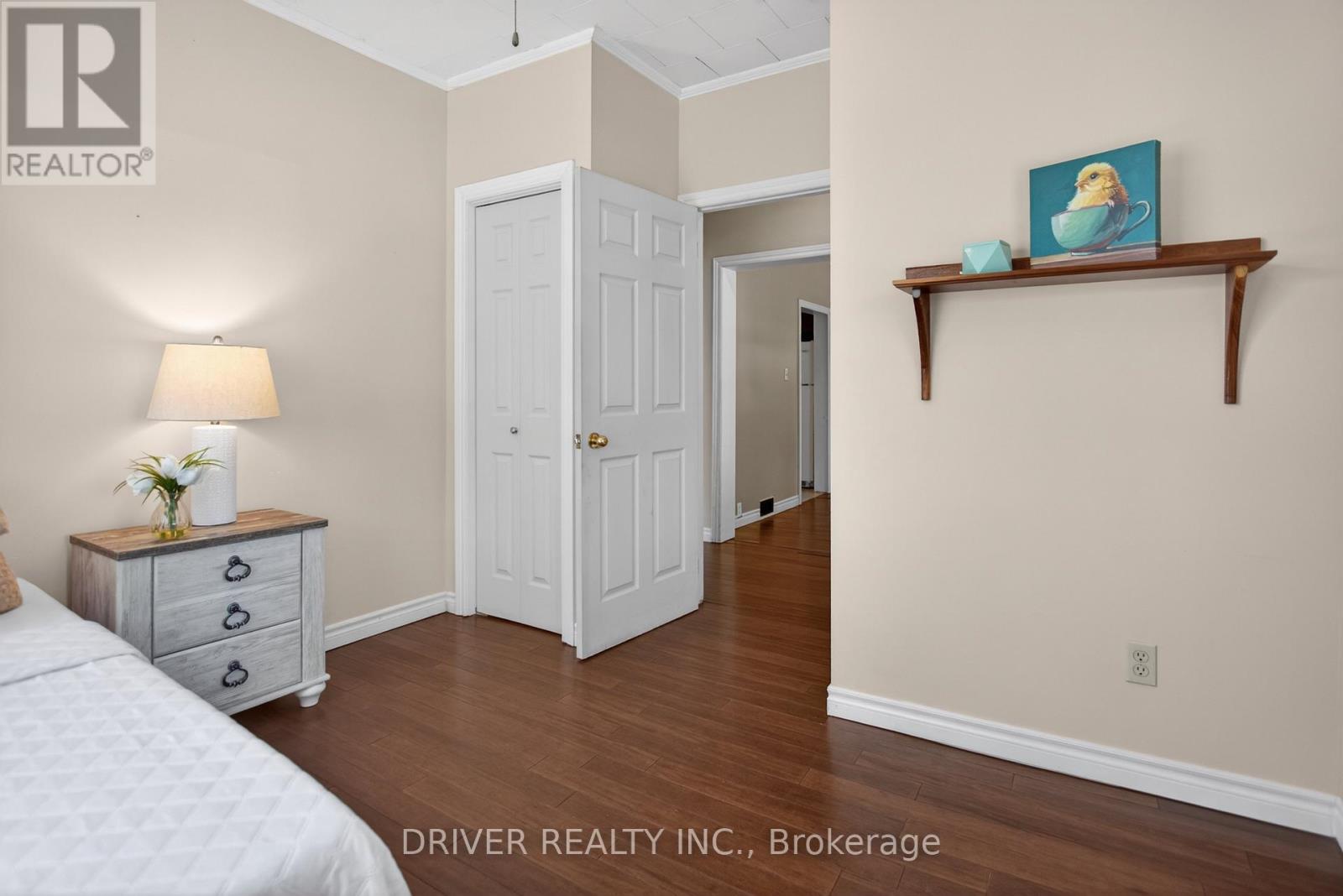 230 Alma Street — Photo 013