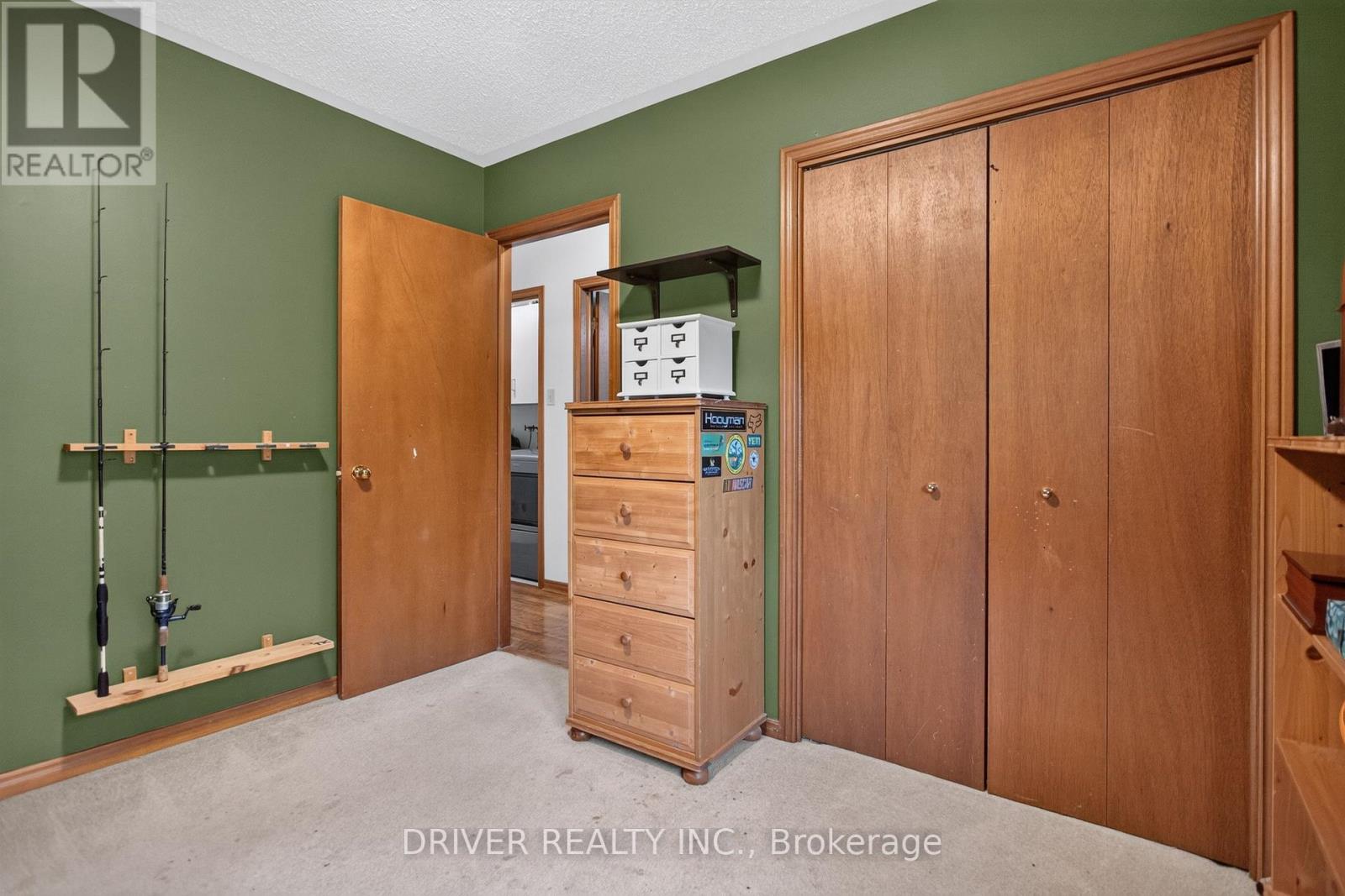 24 Hawthorne Crescent — Photo 018