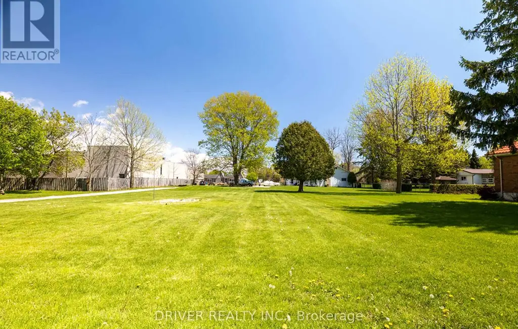 25 St. George Street — Lot