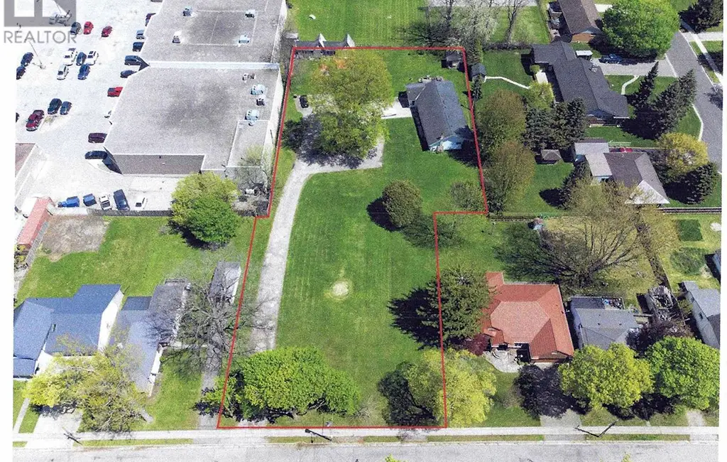 25 St. George Street — Lot