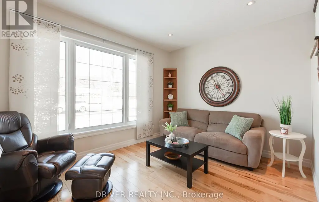 36 Spruce Street W — Living Room