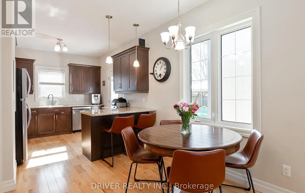 36 Spruce Street W — Kitchen