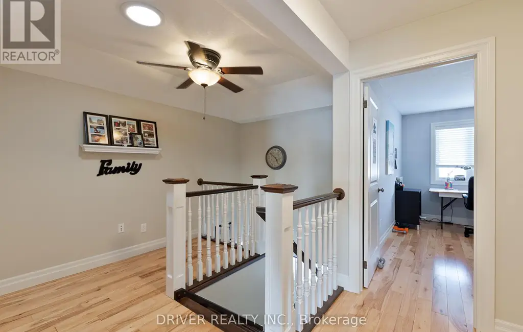 36 Spruce Street W — Stairway