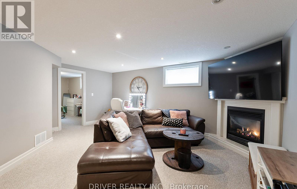 jenny mcmullin - driver realty brokerage sales representative